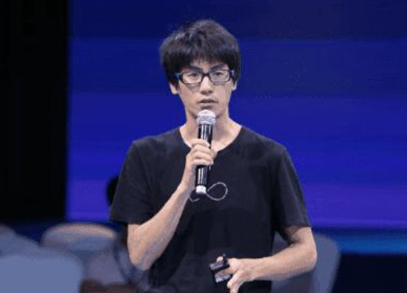 “内容+平台” 微软联