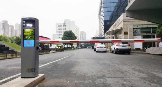 上海界龙总部园停车