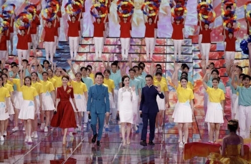 《奋斗正青春——2021年五四青年节特别节目》奏响青春乐章！