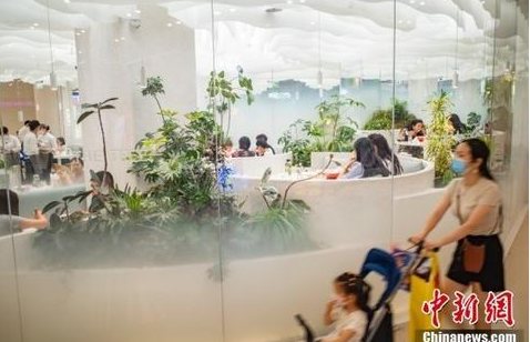 “烟火气”回来了，